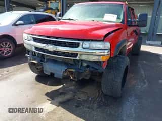 2005 Chevrolet Silverado 2500HD LT с VIN 1GCHK23275F812986, выставлен на аукционе IAAI как лот 42547093 с пробегом 155 550 миль миль и . История ставок и продаж доступна на DreamBid. Изображение 6.