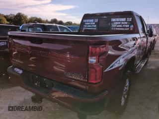 2020 Chevrolet Silverado 3500HD High Country с VIN 1GC4YVEY9LF307688, выставлен на аукционе Copart как лот 74640654 с пробегом 68 243 миль миль и На запчасти • Non repairable. История ставок и продаж доступна на DreamBid. Изображение 3.