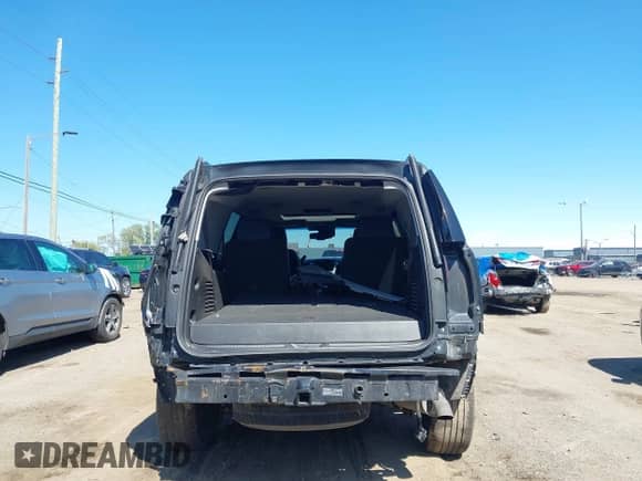 2019 Chevrolet Tahoe Premier с VIN 1GNSCCKJ9KR107125, выставлен на аукционе IAAI как лот 42216986 с пробегом 232 500 миль миль и . История ставок и продаж доступна на DreamBid. Изображение 16.