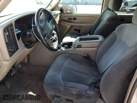2005 GMC Sierra 1500 SLT z VIN 2GTEK13T151204765, wystawiony jako Copart lot #46662395 z przebiegiem 92 118 mil mil oraz Szkoda całkowita • Salvage title. Historia ofert i sprzedaży dostępna na DreamBid. Obrazek 7.