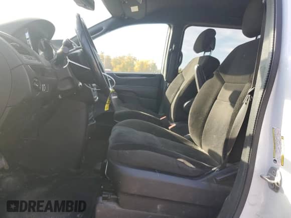 2018 Dodge Grand Caravan SE Plus with VIN 2C4RDGBG4JR200580, listed as a Copart auction lot 75813574 with 150,017 mi miles and Clean title. Bid and sale history available at DreamBid. Image 7.