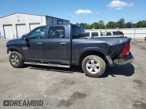 2018 Ram 1500 Express z VIN 1C6RR6KG0JS177252, wystawiony jako Copart lot #65900124 z przebiegiem 116 459 mil mil oraz Szkoda całkowita • Salvage title. Historia ofert i sprzedaży dostępna na DreamBid. Obrazek 2.