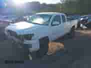 2016 Toyota Tacoma SR5 с VIN 5TFSZ5AN3GX002557, выставлен на аукционе IAAI как лот 41759773 с пробегом 173 083 миль миль и . История ставок и продаж доступна на DreamBid. Изображение 17.