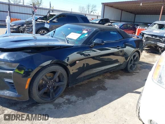 2017 Chevrolet Camaro 2SS with VIN 1G1FH3D77H0105148, listed as a IAAI auction lot 41841084 with 92,530 mi miles and . Bid and sale history available at DreamBid. Image 14.