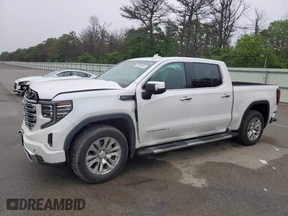 2023 GMC Sierra 1500 Denali z VIN 1GTUUGED3PZ109844, wystawiony jako Copart lot #59780445 z przebiegiem 32 409 mil mil oraz Szkoda całkowita • Salvage title. Historia ofert i sprzedaży dostępna na DreamBid. Obrazek 1.