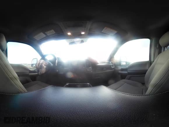 2019 Ford F-250 XL with VIN 1FT7W2BT7KEE03043, listed as a IAAI auction lot 43128632 with 178,854 mi miles and . Bid and sale history available at DreamBid. Image 18.