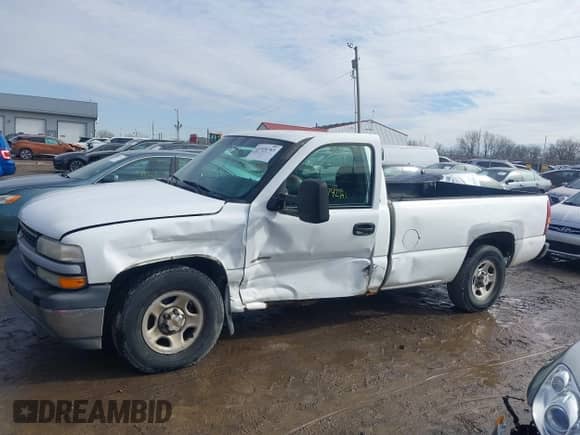 2002 Chevrolet Silverado 1500 z VIN 1GCEC14WX2Z146163, wystawiony jako IAAI lot #41520765 z przebiegiem 195 742 mil mil oraz . Historia ofert i sprzedaży dostępna na DreamBid. Obrazek 14.