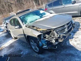 2009 Dodge Avenger SXT z VIN 1B3LC56D39N546448, wystawiony jako IAAI lot #41364157 z przebiegiem 161 687 mil mil oraz . Historia ofert i sprzedaży dostępna na DreamBid. Obrazek 1.