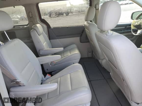 2008 Dodge Grand Caravan SXT с VIN 2D8HN54X28R657037, выставлен на аукционе Copart как лот 66702285 с пробегом 106 097 миль миль и Списание • Salvage title. История ставок и продаж доступна на DreamBid. Изображение 11.