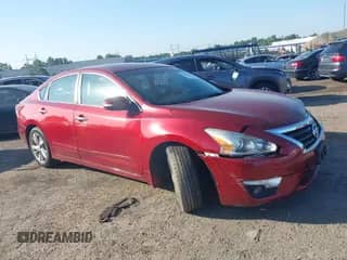 2015 Nissan Altima S with VIN 1N4AL3AP1FC117026, listed as a IAAI auction lot 42574691 with 46,561 mi miles and . Bid and sale history available at DreamBid. Image 1.