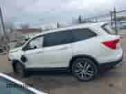 2016 Honda Pilot Touring z VIN 5FNYF5H9XGB019099, wystawiony jako IAAI lot #43512189 z przebiegiem Nie podano mil oraz . Historia ofert i sprzedaży dostępna na DreamBid. Obrazek 14.