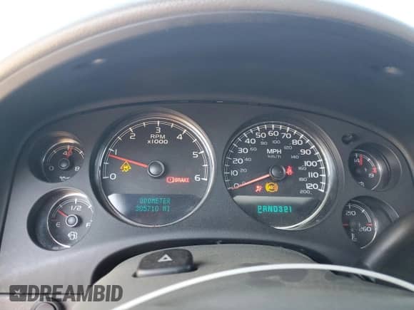 2007 Chevrolet Tahoe LS with VIN 1GNFK13037J389105, listed as a Copart auction lot 55308215 with 305,710 mi miles and Salvage title. Bid and sale history available at DreamBid. Image 9.