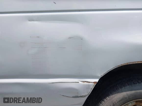 2006 Ford Econoline Cargo with VIN 1FTNE24W76DA15291, listed as a IAAI auction lot 42564954 with Not provided miles and . Bid and sale history available at DreamBid. Image 12.