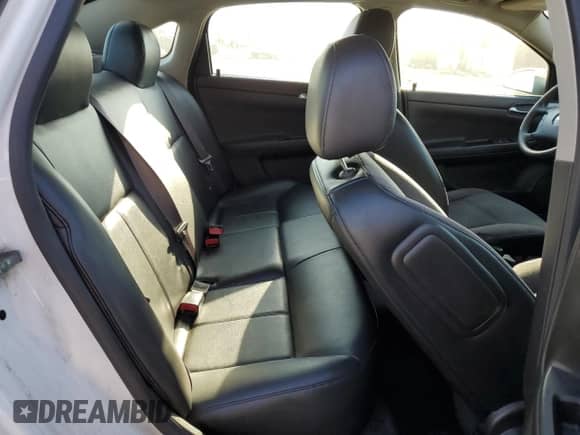 2014 Chevrolet Impala Police Police with VIN 2G1WD5E30E1110064, listed as a Copart auction lot 72744754 with 53,476 mi miles and Clean title. Bid and sale history available at DreamBid. Image 10.