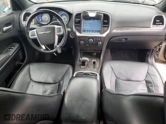 2014 Chrysler 300 C with VIN 2C3CCAKG1EH200994, listed as a Copart auction lot 85164505 with 182,228 mi miles and Salvage title. Bid and sale history available at DreamBid. Image 8.