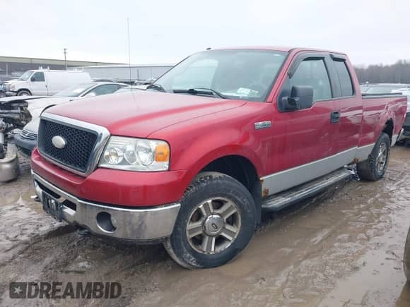 2008 Ford F-150 XLT with VIN 1FTPX14518FA91004, listed as a IAAI auction lot 41664293 with 171,860 mi miles and . Bid and sale history available at DreamBid. Image 2.