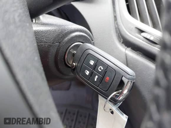 2012 Chevrolet Equinox 1LT with VIN 2GNFLEE56C6253121, listed as a IAAI auction lot 42932187 with 128,196 mi miles and . Bid and sale history available at DreamBid. Image 11.