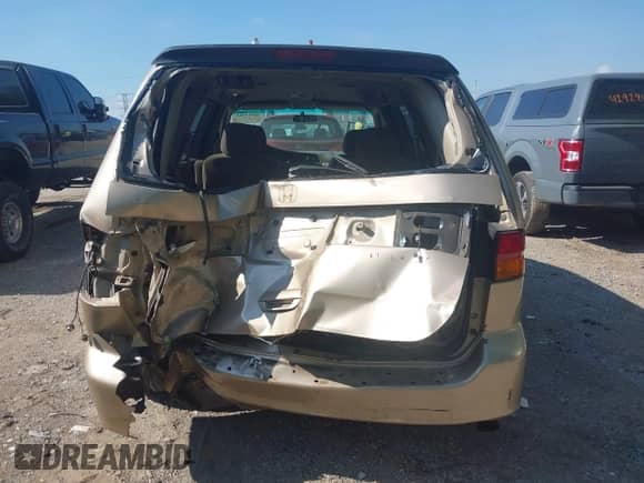 2002 Honda Odyssey LX with VIN 2HKRL18582H575649, listed as a IAAI auction lot 42919711 with 268,961 mi miles and . Bid and sale history available at DreamBid. Image 17.