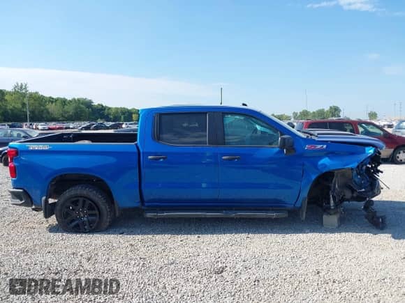 2022 Chevrolet Silverado 1500 Custom Trail Boss с VIN 3GCPDCEK0NG539266, выставлен на аукционе IAAI как лот 42906317 с пробегом 44 058 миль миль и . История ставок и продаж доступна на DreamBid. Изображение 14.