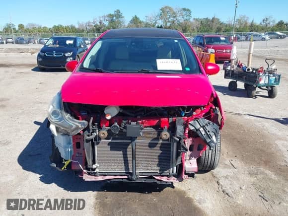 2015 Toyota Prius Two z VIN JTDZN3EU1FJ025627, wystawiony jako IAAI lot #41602632 z przebiegiem 99 831 mil mil oraz . Historia ofert i sprzedaży dostępna na DreamBid. Obrazek 13.