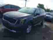 2025 Kia Sorento LX with VIN 5XYRG4JC7SG388991, listed as a IAAI auction lot 42677313 with 7,983 mi miles and . Bid and sale history available at DreamBid. Image 17.