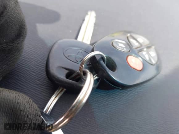 2011 Toyota Sienna SE с VIN 5TDXK3DCXBS052654, выставлен на аукционе IAAI как лот 42071372 с пробегом 221 733 миль миль и . История ставок и продаж доступна на DreamBid. Изображение 11.