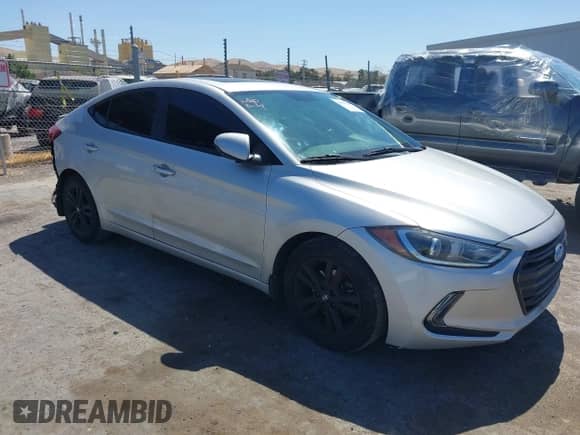 2017 Hyundai Elantra SE z VIN 5NPD84LF6HH194050, wystawiony jako IAAI lot #42551081 z przebiegiem 92 177 mil mil oraz . Historia ofert i sprzedaży dostępna na DreamBid. Obrazek 1.