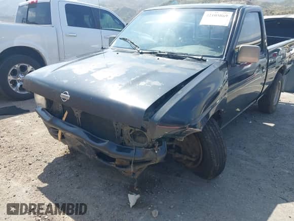 1994 Nissan Frontier with VIN 1N6SD11S2RC332033, listed as a IAAI auction lot 42105869 with 244,800 mi miles and . Bid and sale history available at DreamBid. Image 6.