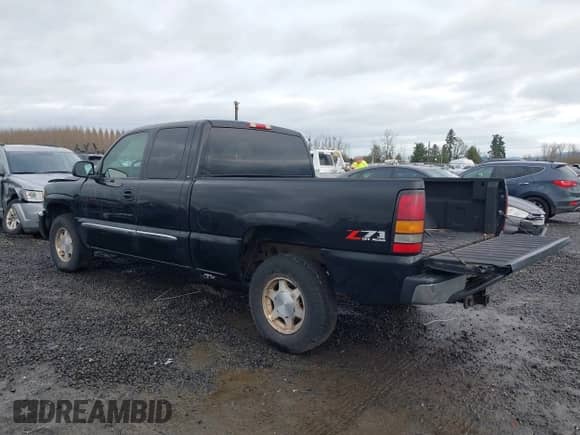 2004 GMC Sierra 1500 SLT с VIN 1GTEK19T74E400259, выставлен на аукционе IAAI как лот 41091044 с пробегом 173 726 миль миль и . История ставок и продаж доступна на DreamBid. Изображение 3.