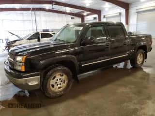 2004 Chevrolet Silverado 1500 LT с VIN 2GCEK13TX41335546, выставлен на аукционе Copart как лот 68897565 с пробегом 221 144 миль миль и Списание • Salvage title. История ставок и продаж доступна на DreamBid. Изображение 1.