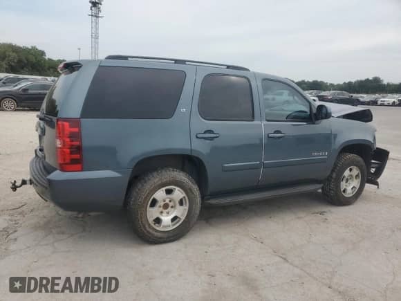 2008 Chevrolet Tahoe 3LT z VIN 1GNFC13J18J186690, wystawiony jako Copart lot #80031475 z przebiegiem Nie podano mil oraz Szkoda całkowita • Salvage title. Historia ofert i sprzedaży dostępna na DreamBid. Obrazek 3.