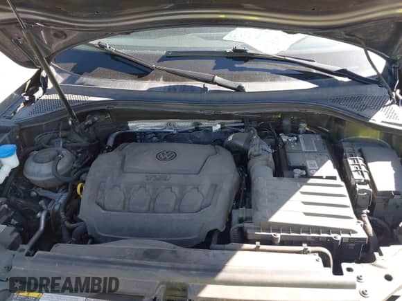 2022 Volkswagen Tiguan SE with VIN 3VV2B7AX6NM166133, listed as a IAAI auction lot 42543752 with 49,581 mi miles and . Bid and sale history available at DreamBid. Image 10.