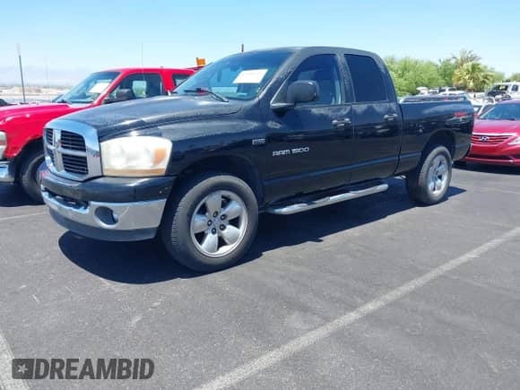 2006 Dodge 1500 SLT with VIN 1D7HU18296S548827, listed as a IAAI auction lot 42530741 with 274,118 mi miles and . Bid and sale history available at DreamBid. Image 2.