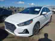 2019 Hyundai Sonata Limited с VIN KMHE34L3XKA089756, выставлен на аукционе IAAI как лот 43363886 с пробегом 69 030 миль миль и . История ставок и продаж доступна на DreamBid. Изображение 2.