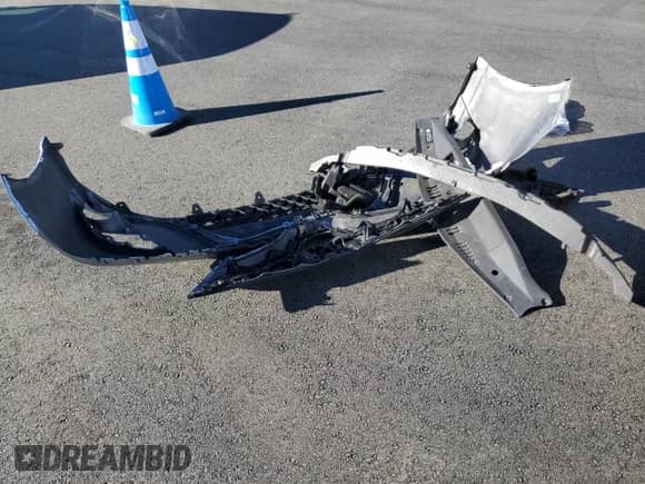 2019 Toyota Camry SE z VIN 4T1B11HK6KU170226, wystawiony jako Copart lot #82595245 z przebiegiem 105 367 mil mil oraz Szkoda całkowita • Salvage title. Historia ofert i sprzedaży dostępna na DreamBid. Obrazek 12.