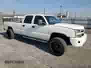 2005 Chevrolet Silverado 2500HD LS with VIN 1GCHC23275F823516, listed as a Copart auction lot 74294894 with 302,292 mi miles and Clean title. Bid and sale history available at DreamBid. Image 4.