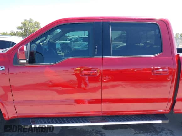 2020 Ford F-150 XL с VIN 1FTEW1EP3LKD60601, выставлен на аукционе IAAI как лот 41974475 с пробегом 100 861 миль миль и . История ставок и продаж доступна на DreamBid. Изображение 14.