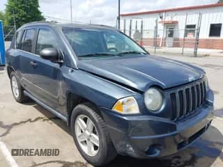 2007 Jeep Compass Sport with VIN 1J8FF47W17D597598, listed as a IAAI auction lot 42157027 with 153,043 mi miles and . Bid and sale history available at DreamBid. Image 1.