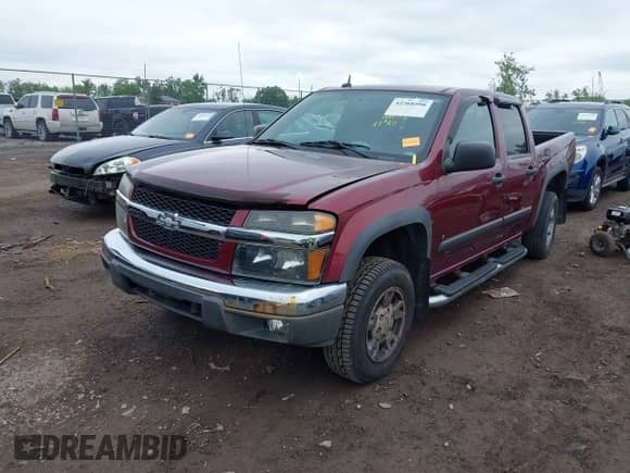 2008 Chevrolet Colorado 2LT z VIN 1GCDT13E988179495, wystawiony jako IAAI lot #42368590 z przebiegiem 129 830 mil mil oraz . Historia ofert i sprzedaży dostępna na DreamBid. Obrazek 2.