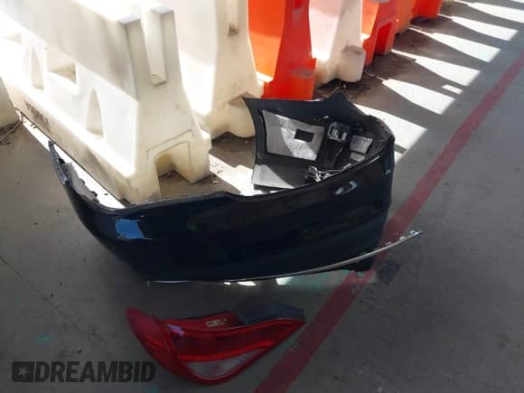 2017 Mercedes-Benz CLA 250 с VIN WDDSJ4EB3HN438300, выставлен на аукционе IAAI как лот 42957522 с пробегом 118 898 миль миль и . История ставок и продаж доступна на DreamBid. Изображение 12.