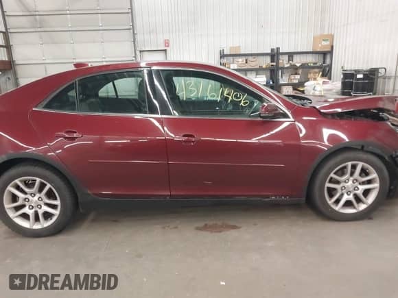 2015 Chevrolet Malibu LT z VIN 1G11C5SL5FF144867, wystawiony jako IAAI lot #43161406 z przebiegiem 219 061 mil mil oraz . Historia ofert i sprzedaży dostępna na DreamBid. Obrazek 14.