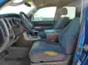 2007 Toyota Tundra SR5 с VIN 5TFRV54137X031060, выставлен на аукционе Copart как лот 82464955 с пробегом 194 134 миль миль и Списание • Salvage title. История ставок и продаж доступна на DreamBid. Изображение 7.