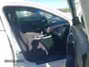 2015 Nissan Altima S z VIN 1N4AL3AP2FN368450, wystawiony jako IAAI lot #42066325 z przebiegiem 134 895 mil mil oraz . Historia ofert i sprzedaży dostępna na DreamBid. Obrazek 5.