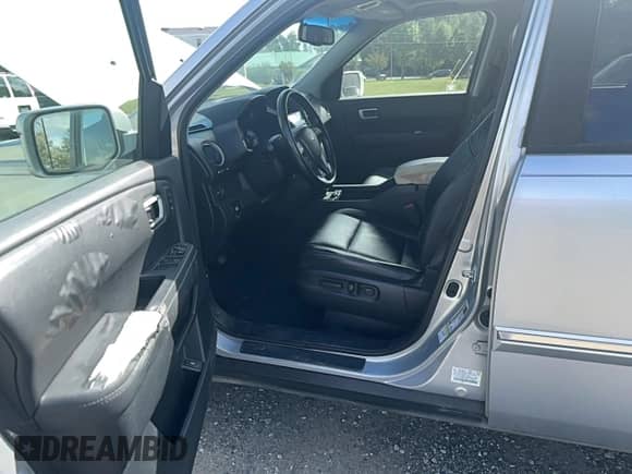 2010 Honda Pilot Touring с VIN 5FNYF4H88AB019661, выставлен на аукционе Copart как лот 85937495 с пробегом 188 907 миль миль и Чистый • Clean title. История ставок и продаж доступна на DreamBid. Изображение 12.