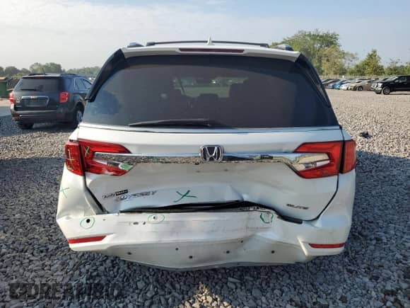 2020 Honda Odyssey Elite with VIN 5FNRL6H91LB042431, listed as a Copart auction lot 68725615 with 83,808 mi miles and Salvage title. Bid and sale history available at DreamBid. Image 6.