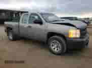 2013 Chevrolet Silverado 1500 Work Truck with VIN 1GCRKPE7XDZ323425, listed as a Copart auction lot 81229195 with 140,344 mi miles and Salvage title. Bid and sale history available at DreamBid. Image 4.