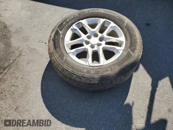2020 Chevrolet Traverse LT with VIN 1GNEVHKW5LJ257796, listed as a Copart auction lot 65058465 with 137,837 mi miles and Salvage title. Bid and sale history available at DreamBid. Image 13.
