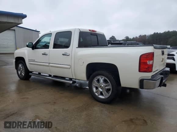 2012 Chevrolet Silverado 1500 LTZ with VIN 3GCPCTE0XCG186727, listed as a Copart auction lot 84007604 with 242,722 mi miles and Clean title. Bid and sale history available at DreamBid. Image 2.