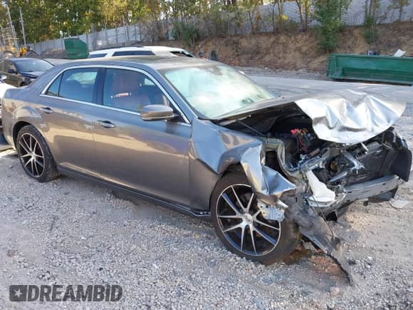 2012 Chrysler 300 S z VIN 2C3CCAJT7CH262105, wystawiony jako IAAI lot #43169911 z przebiegiem 132 929 mil mil oraz . Historia ofert i sprzedaży dostępna na DreamBid. Obrazek 1.