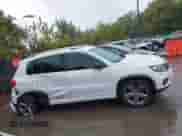 2017 Volkswagen Tiguan Sport с VIN WVGUV7AX2HK023007, выставлен на аукционе IAAI как лот 43286668 с пробегом 146 146 миль миль и . История ставок и продаж доступна на DreamBid. Изображение 13.